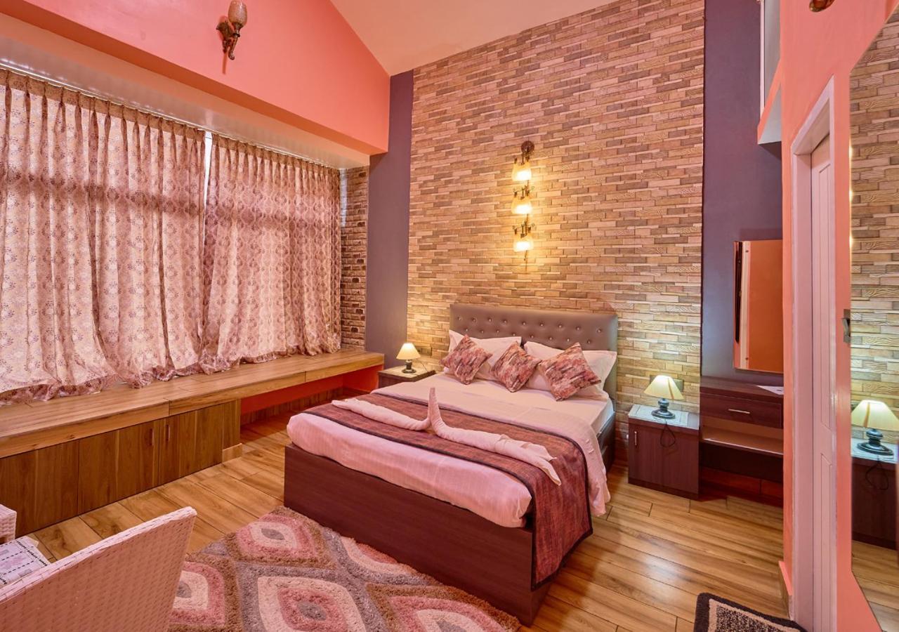 Emys Misty Charm Private Villa Ooty By Voye Homes Eksteriør billede
